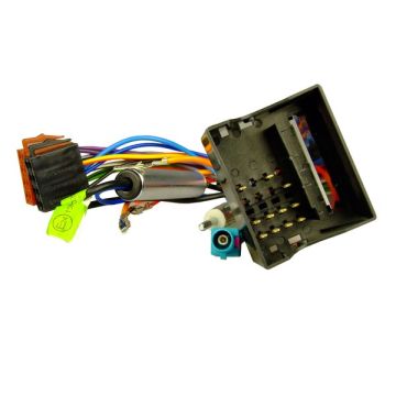 Celsus AIS2158A Iso Vauxhall Aerial Adaptr-Quadlock