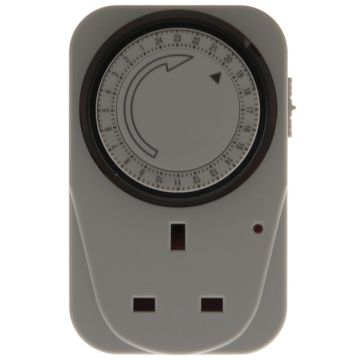 Status 24HT16 908 24 Hour White Timer Switch